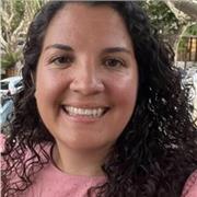 Profesora de francés y/o inglés imparte clases a niños de todas las edades